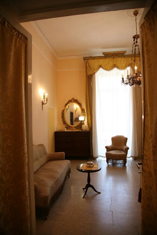 Napoli Retro Bed & Breakfast Exterior photo