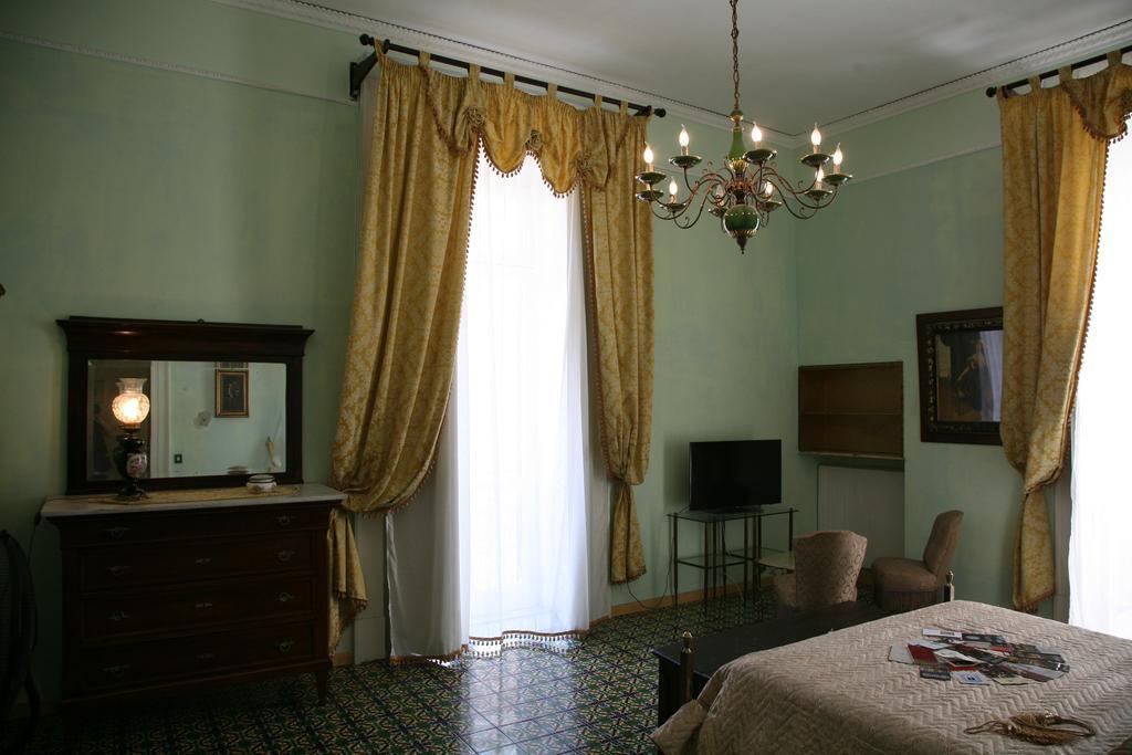 Napoli Retro Bed & Breakfast Exterior photo